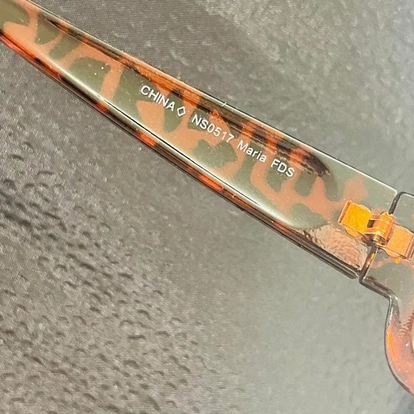 SG00723 Fashion Sunglasses For Women Wrap, 100% UVA/UVB Protection, Brown Maria, - Picture 6 of 7